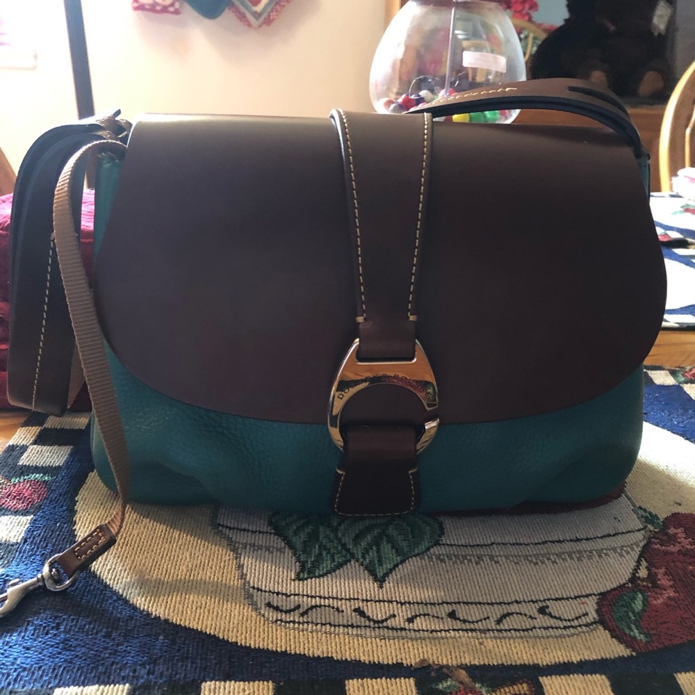 Dooney and Bourke Shoulder Bag